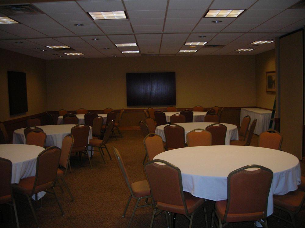 Holiday Inn Express Hotel & Suites Pittsburgh Airport By Ihg Robinson Township Einrichtungen foto