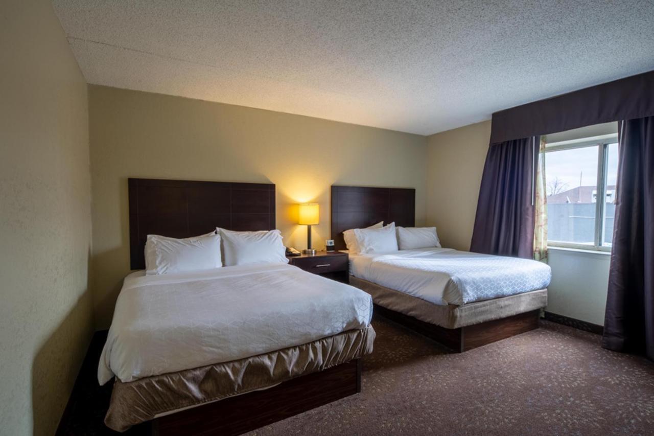 Holiday Inn Express Hotel & Suites Pittsburgh Airport By Ihg Robinson Township Exterior foto