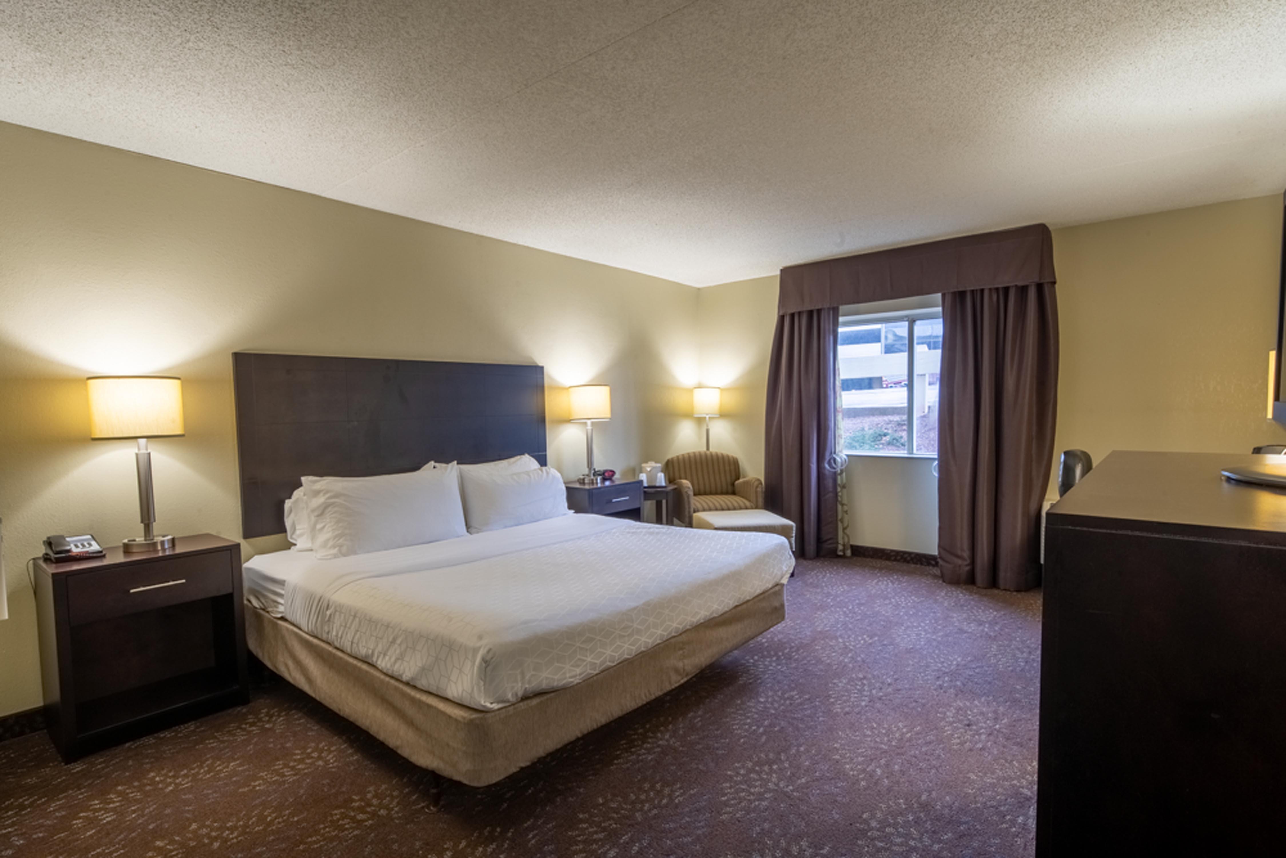Holiday Inn Express Hotel & Suites Pittsburgh Airport By Ihg Robinson Township Exterior foto