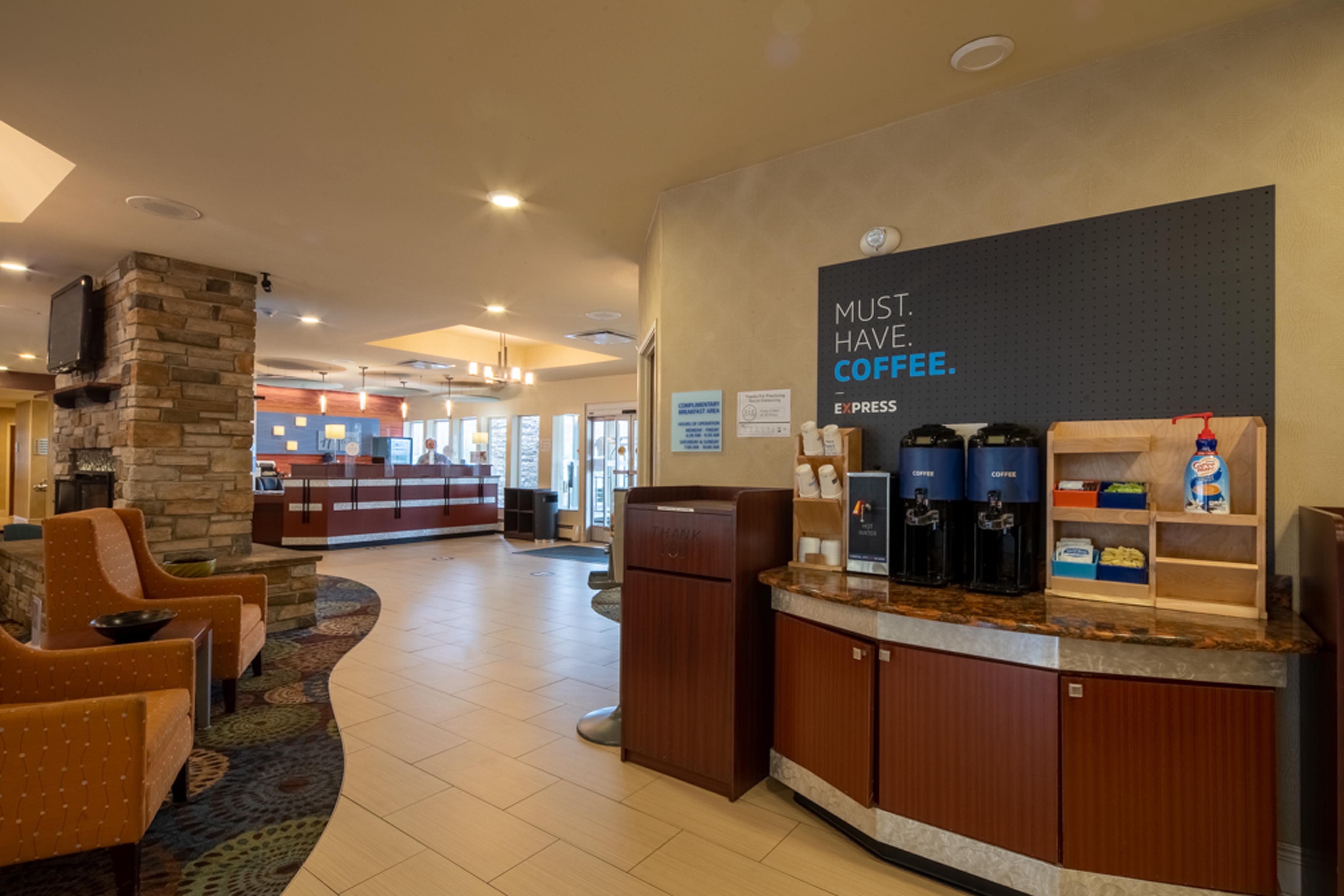 Holiday Inn Express Hotel & Suites Pittsburgh Airport By Ihg Robinson Township Exterior foto